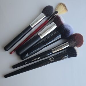 Collection Of Face Brushes